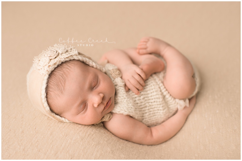 newborn girl photo session